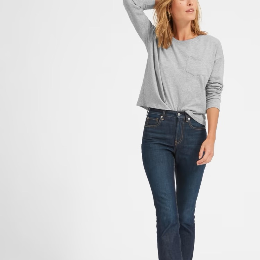 Everlane Large Gray Long-Sleeve Box-Cut Pocket Tee